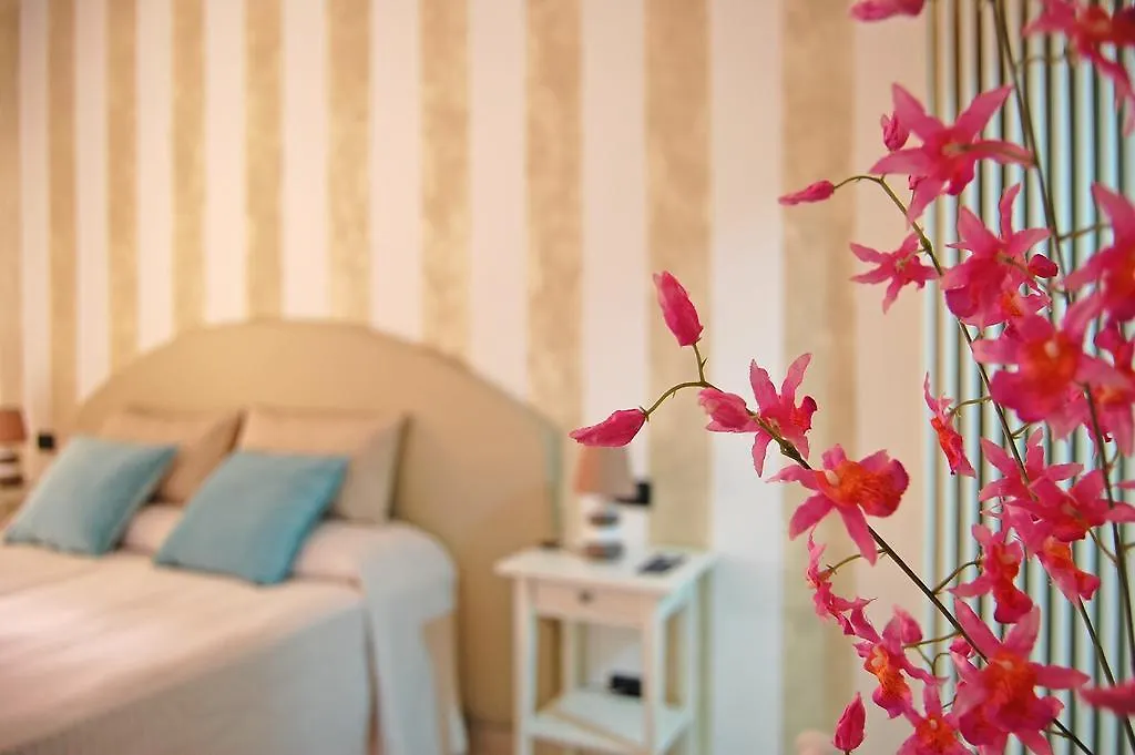 Alojamento de Acomodação e Pequeno-almoço B&B Iulia Augusta Albenga